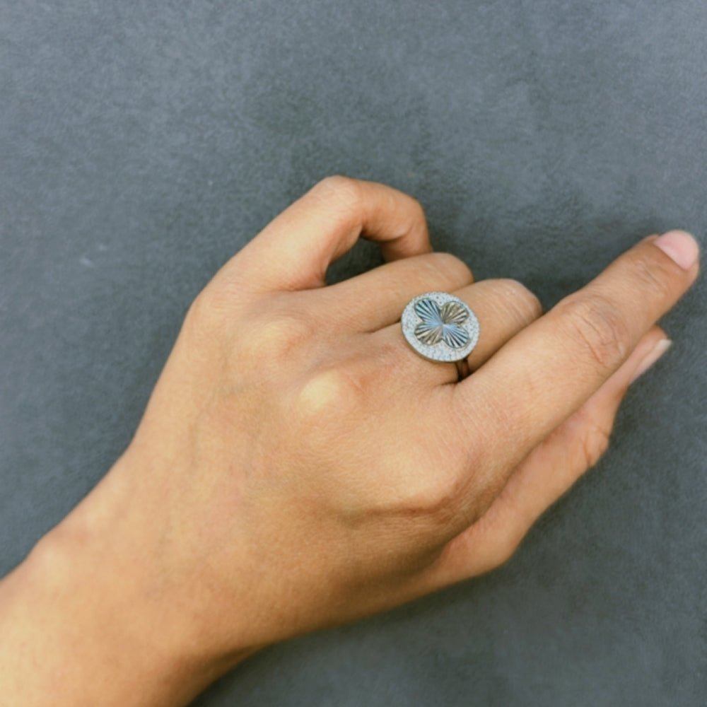 Diamond Studded Clover Ring - The Aarna Jewels