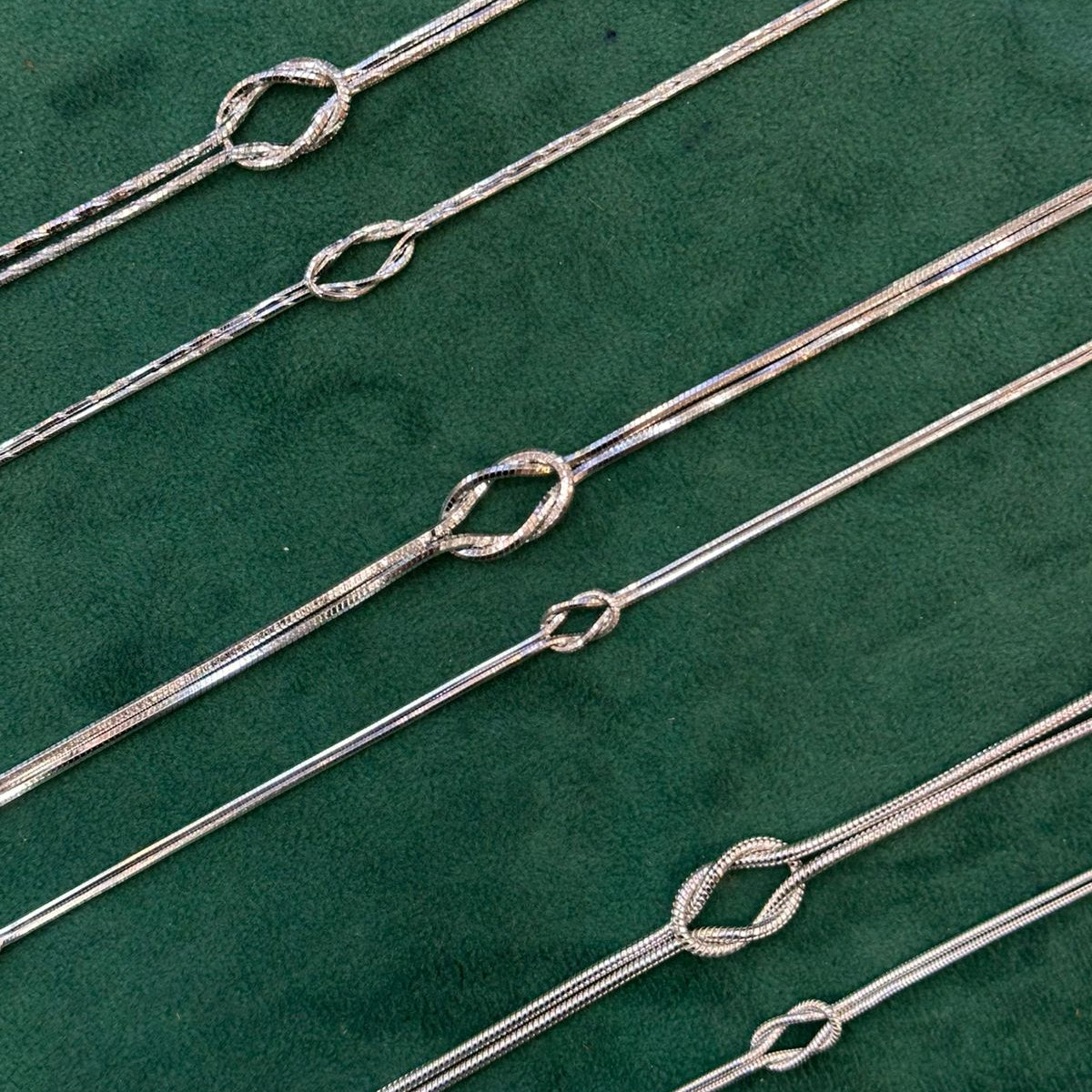 Eternal Knot Bracelet - The Aarna Jewels