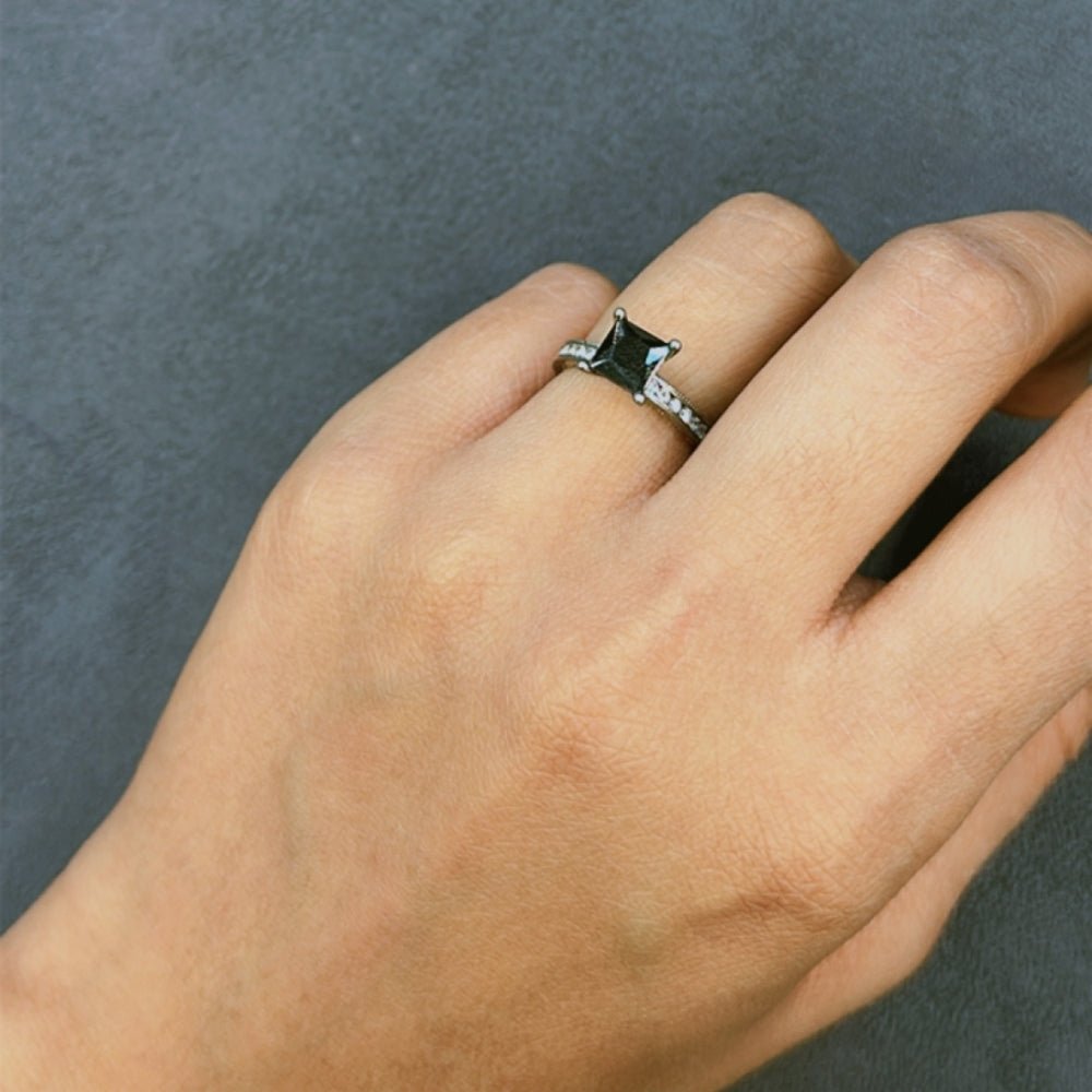 The Black beauty - The Aarna Jewels