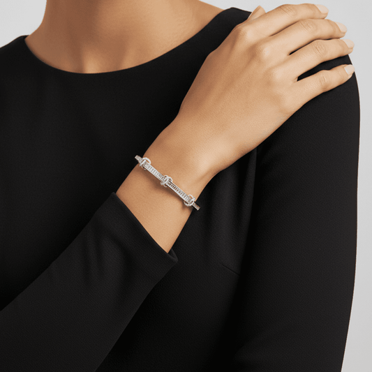 925 Sterling Silver Timeless Knot Cuff Bracelet - The Aarna Jewels