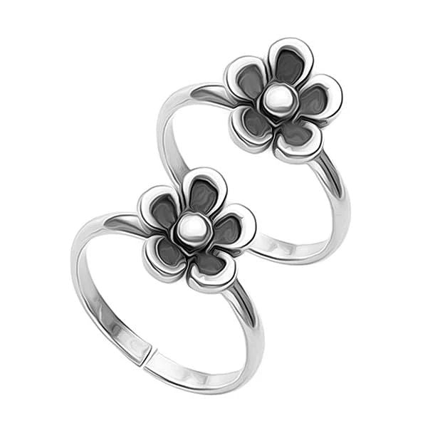 Blooming Charm Toe Rings - The Aarna Jewels