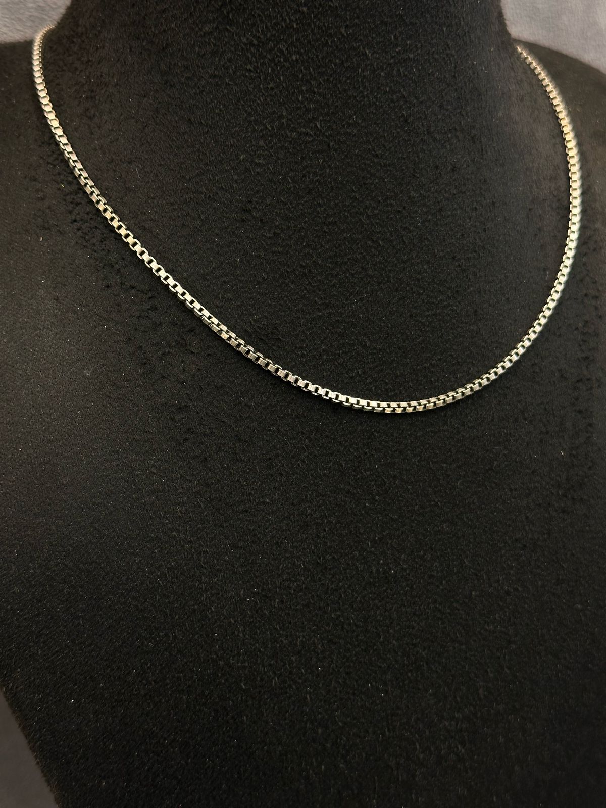 BoxEdge Silver Chain - The Aarna Jewels