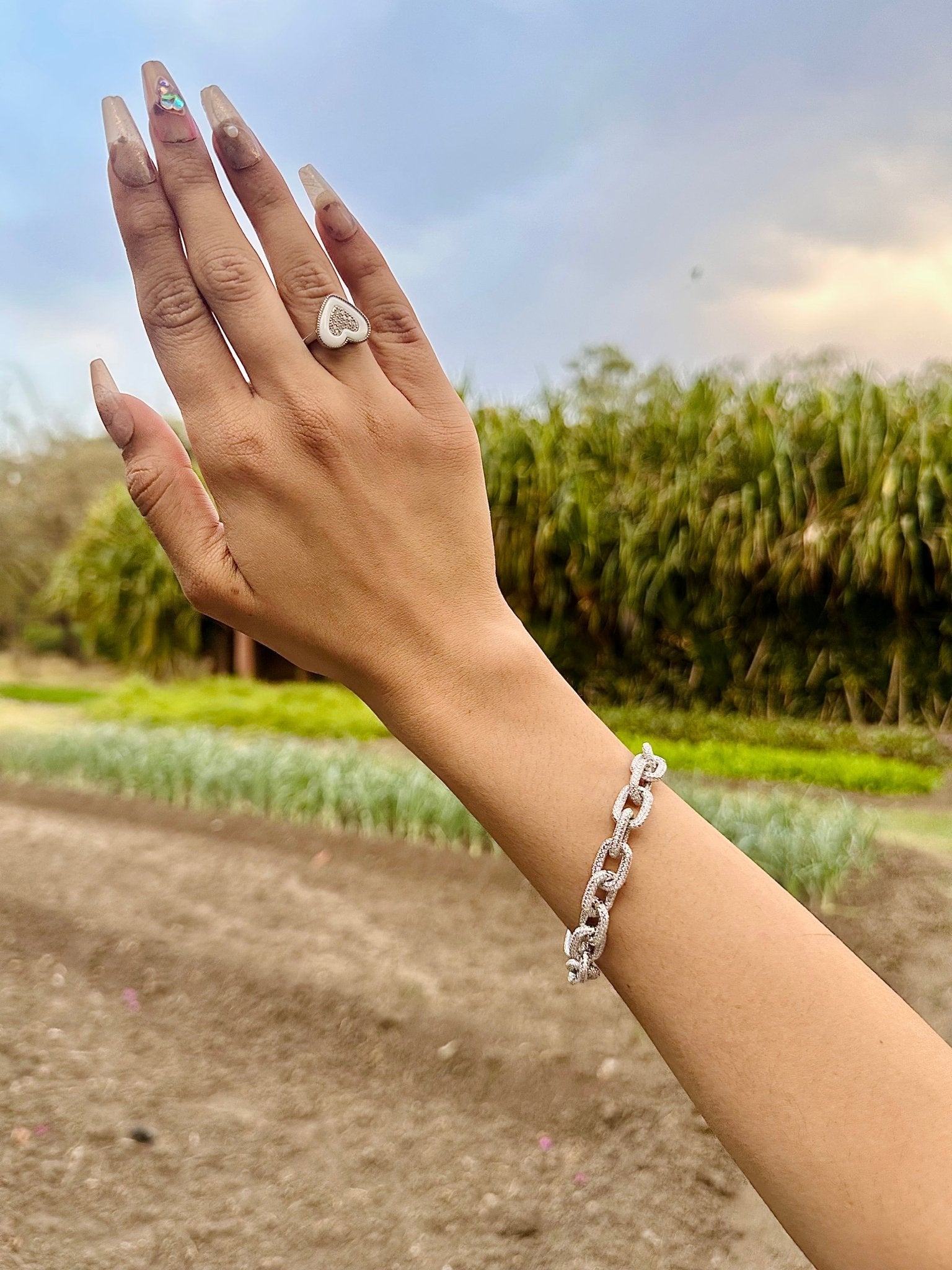 Chunky Chain Link Bracelet - The Aarna Jewels