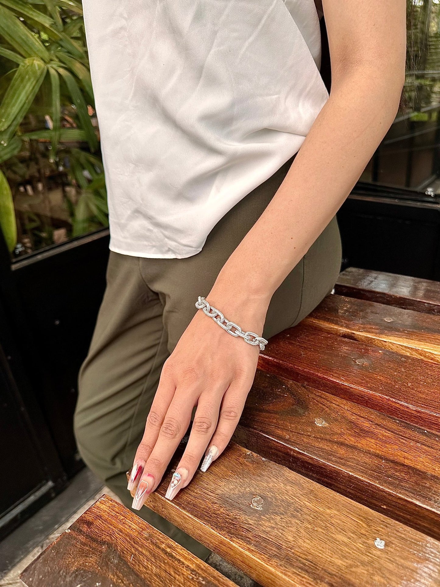 Chunky Chain Link Bracelet - The Aarna Jewels