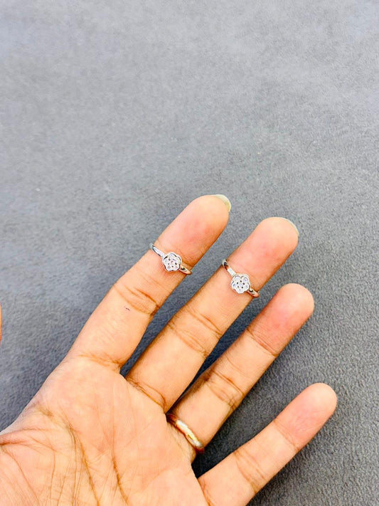 Elegant Floral Crystal Toe Rings - The Aarna Jewels