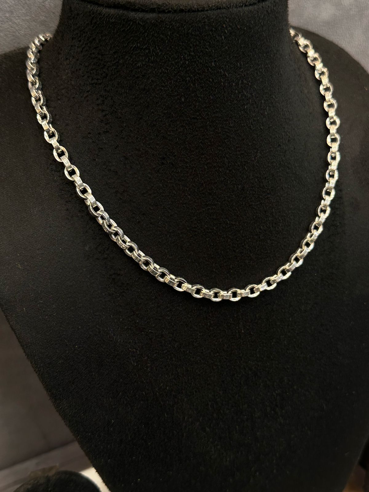 Link Up – Classic Oval Silver Chain - The Aarna Jewels