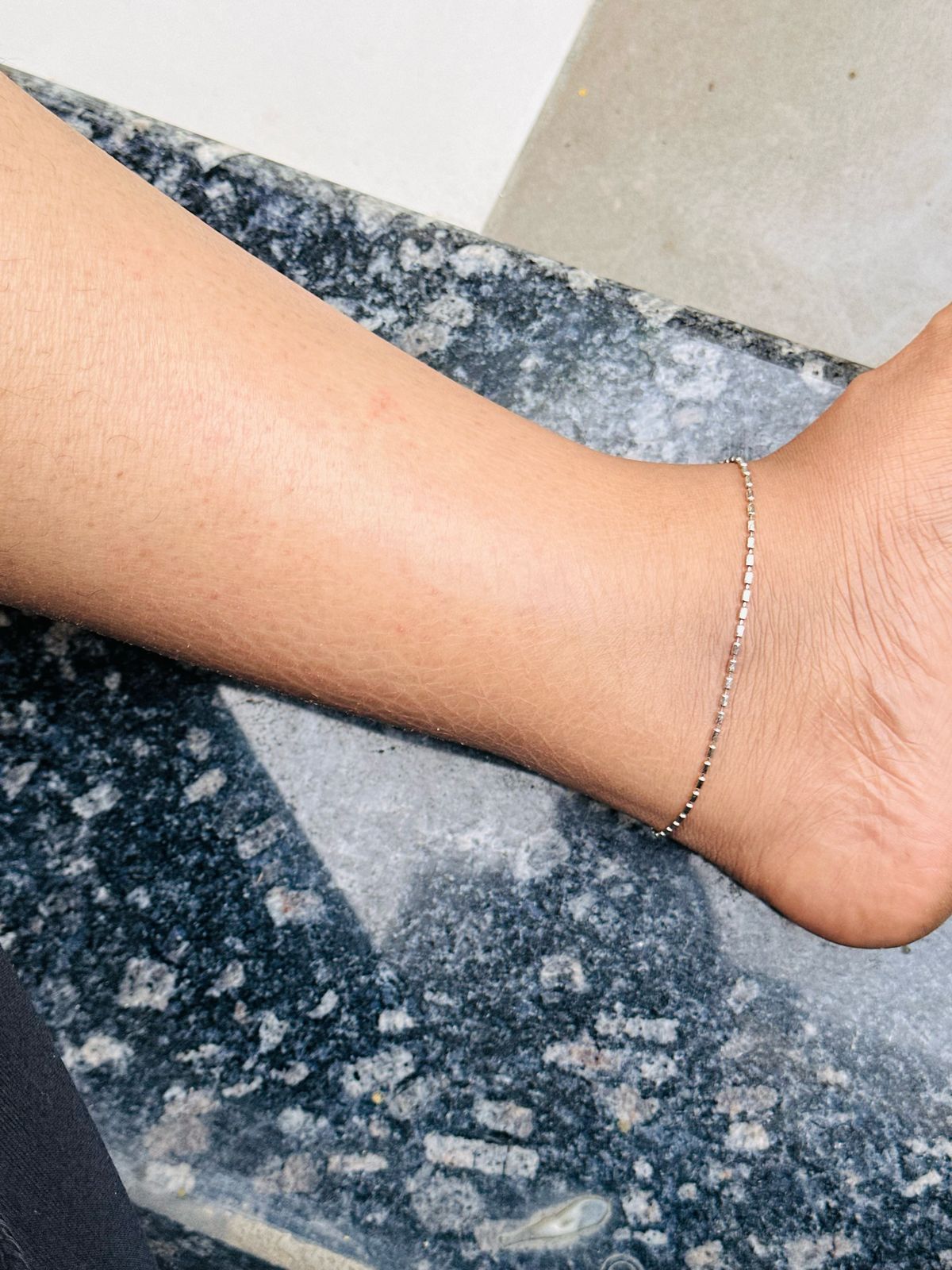 Sleek Box Chain Anklet - The Aarna Jewels
