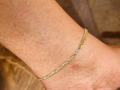 Sunehri Twist – Dual - Tone Woven Silver Anklet - The Aarna Jewels