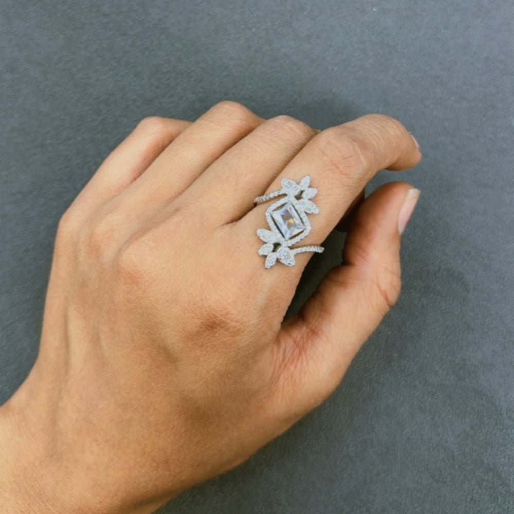 The Majestic Ring - The Aarna Jewels