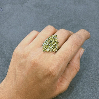 The Ombre Cluster Ring - The Aarna Jewels