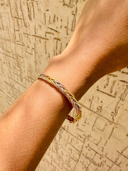 Twisted Elegance Bracelet - The Aarna Jewels
