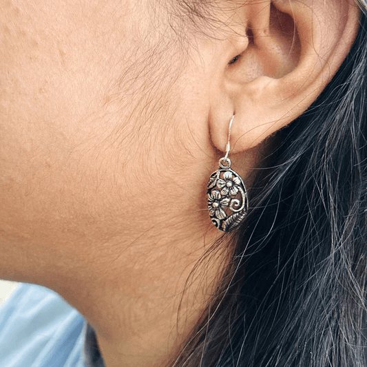 Vintage Floral Drop Earrings - The Aarna Jewels
