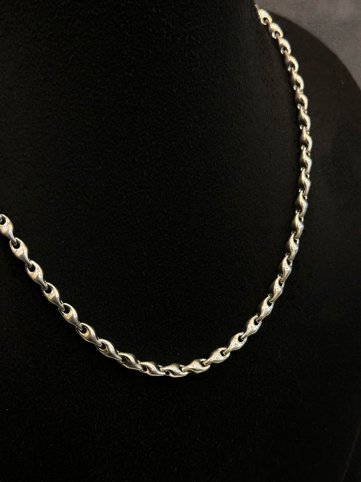 Whirlwind Chain - The Aarna Jewels