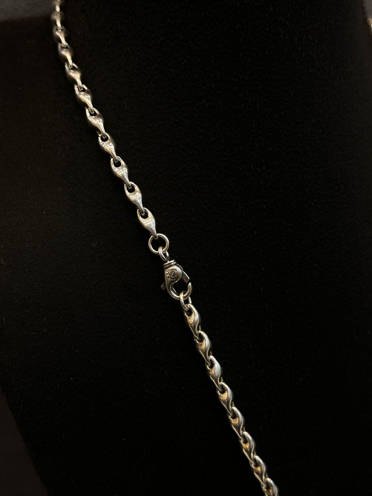 Whirlwind Chain - The Aarna Jewels